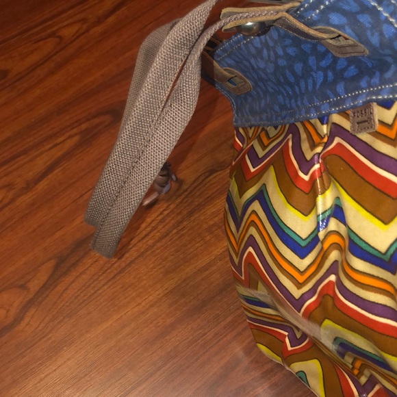 Fossil Key-Per Multi-Color Chevron Tote Bag#ZB5012 - Picture 14 of 16